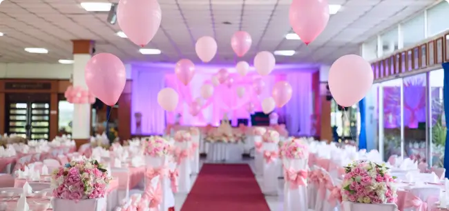 Customized Themes & Décor